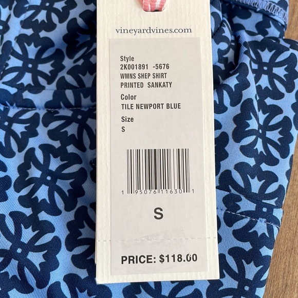 NWT Vineyard Vines Quarter zip - Picture 3 of 3